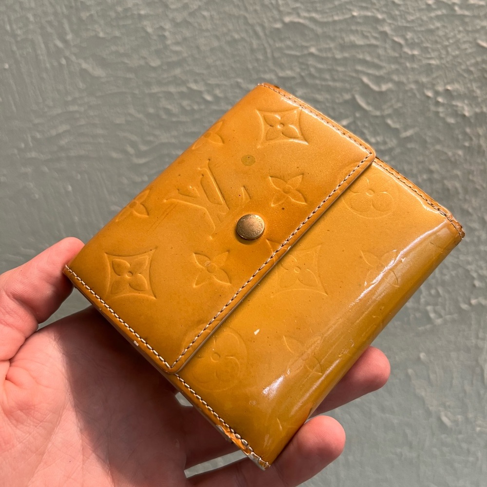 Authentic LOUIS VUITTON LV Monogram Vernis Elise Wallet Compact Yellow Leather
